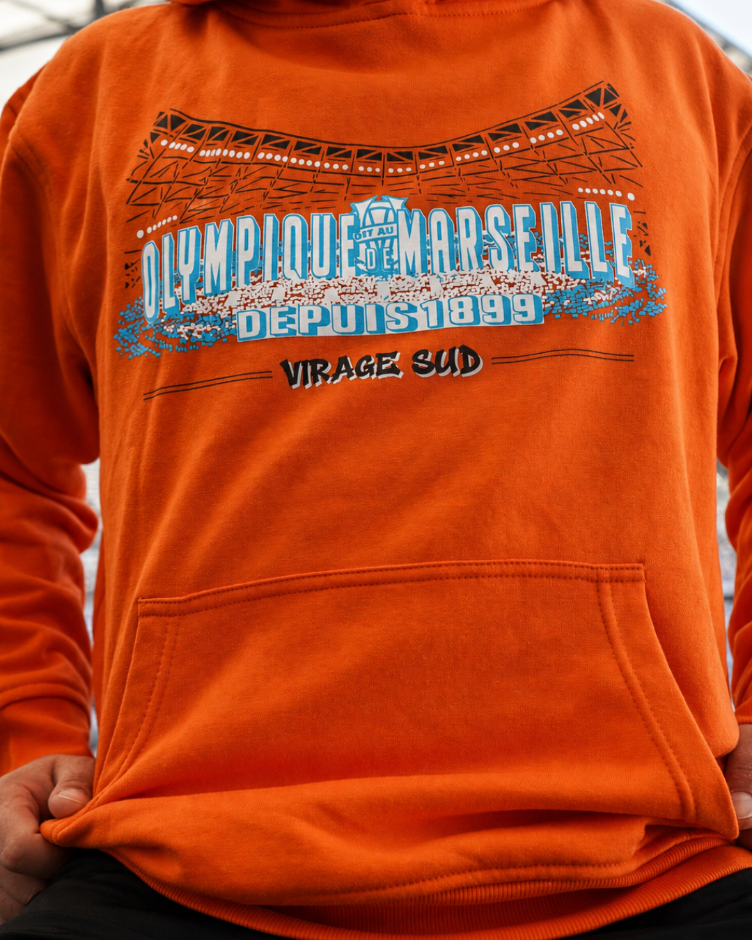 Sweat orange à capuche 26/27